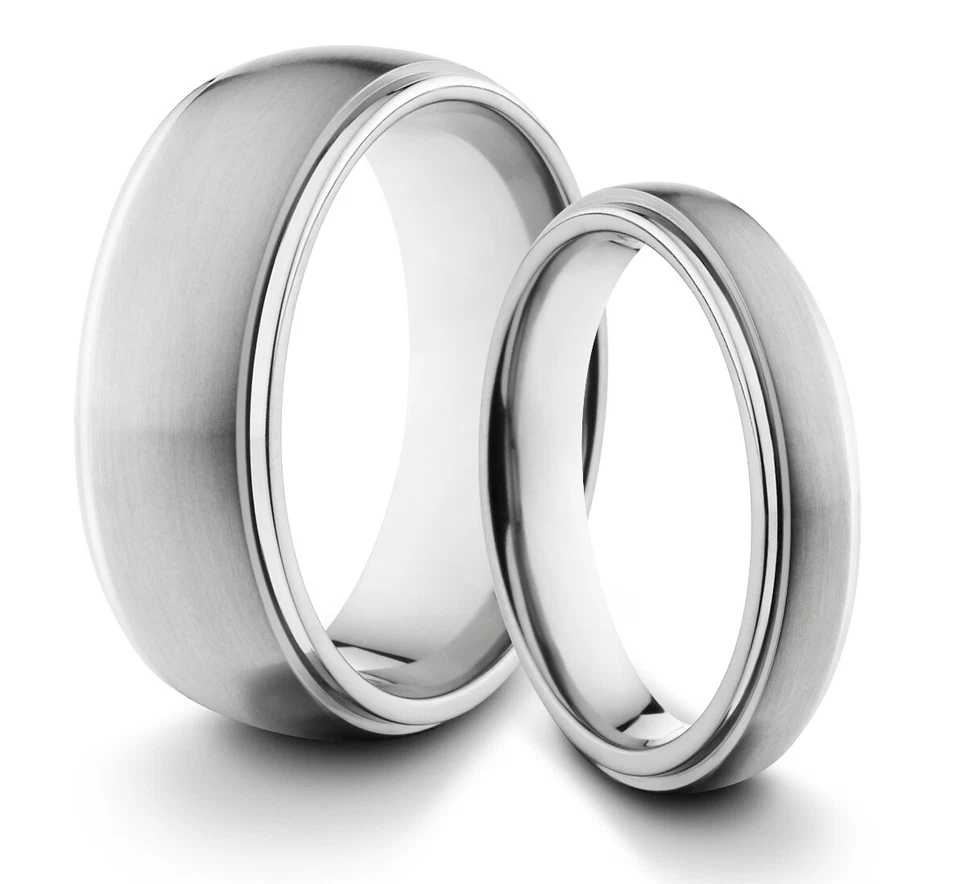 JUEGO DE DOS ANILLOS DE ALIANZA DE BODA SUYA Y SUYA 8 MM/4 MM titanio mate plata ajuste cómodo Foto 1 de 3