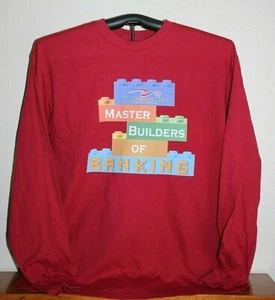 MASTER BUILDERS OF BANKING Langarm-T-Shirt Gildan, X-Large in rot - Bild 1 von 6