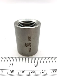 1/2" 150 Female (NPT) Full Coupling 304 Stainless Steel Coupler, 0268G - Picture 1 of 3