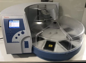 Sistema de purificación Thermo Scientific KingFisher Flex, con 96 cabezales de pozo profundo. - Imagen 1 de 9