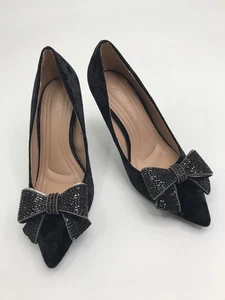 Zapatos de salón BCBGeneration para mujer Bissha con lazo de diamantes de imitación de terciopelo 3,5 tacón negro 5,5 nuevos sin caja - Imagen 1 de 7