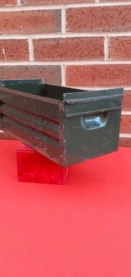 VINTAGE METAL DRAWER TRAY - image 1 of 4