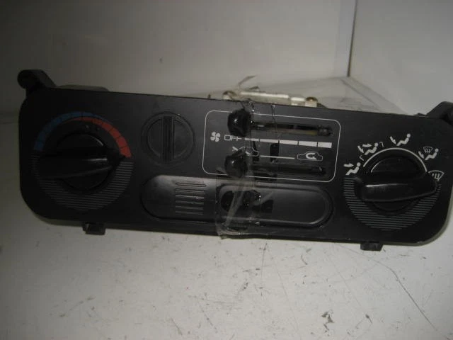 Used A/C Selector Switch fits: 1994 Mitsubishi Mirage  Grade A Foto 1 de 4