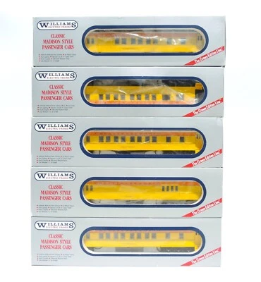 set of 5 Williams O gauge Chesapeake and Ohio rail cars 1/48 SUPERB!! - Image 1 of 4
