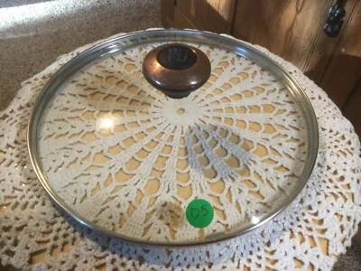 Tapa de cristal P D recortada en acero inoxidable. "Llanta a llanta de 9 7/8""". 9 5/8” borde a borde. D5 Foto 1 de 4