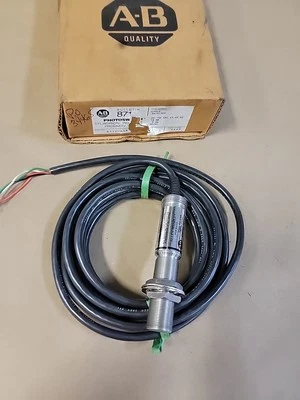 Allen Bradley 871T-A5A-18FE-12 Proximity Sensor - New  - Image 1 of 3