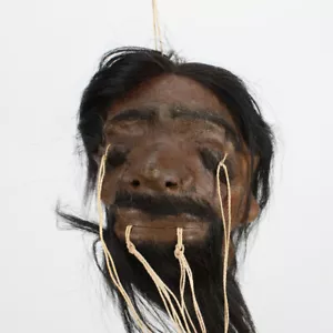 ¡Réplica! Colgante de espejo cabeza retráctil Shrunken Head Tsantsa Ecuador Jivaro decoración - Imagen 1 de 2