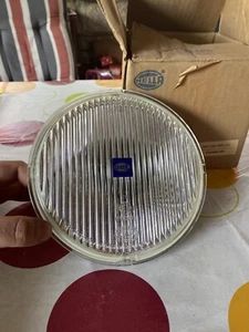 Oldtimer HELLA NEBELSCHEINWERFER EINSATZ H3  E1 8390R19 301-130091 / 185 mm Ø - Bild 1 von 12