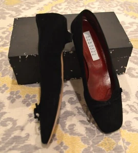 NIB Barneys New York black suede pumps shoes Womens Size 37.5 / 7 Made in Italy - Picture 1 of 4