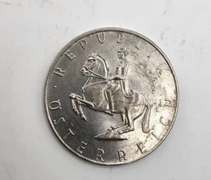 1977 Austria 5 Schillings Coin (Stallion) KM# 2889a - Schön# 78a - Picture 1 of 2
