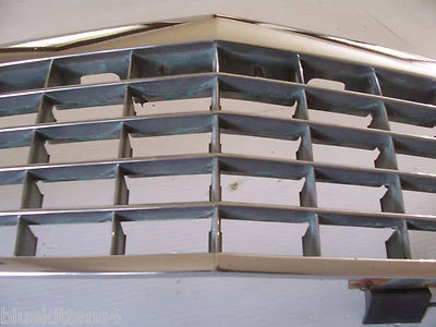 Sedan Deville Grill 1996 1995 1994 OEM GM pieza original Cadillac  Foto 1 de 4