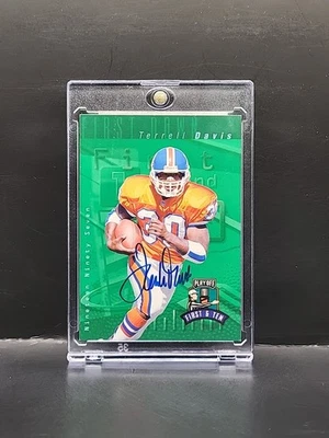1997 Playoff First & Ten Terrell Davis #145 Broncos Auto Goldin Sports Certified - Image 1 of 3