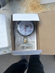 Jones Stephens G65155 15 LB GAS TEST ASSY W/ 4 FACE and snubber - Picture 1 of 4