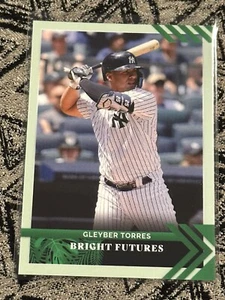 Gleyber Torres New York Yankees 2022 Topps X Soto Bright Futures Green /75 - Bild 1 von 3