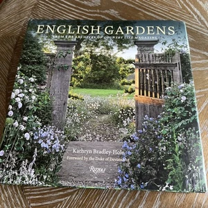 English Gardens: From the Archives of Country Life Magazine - Imagen 1 de 11