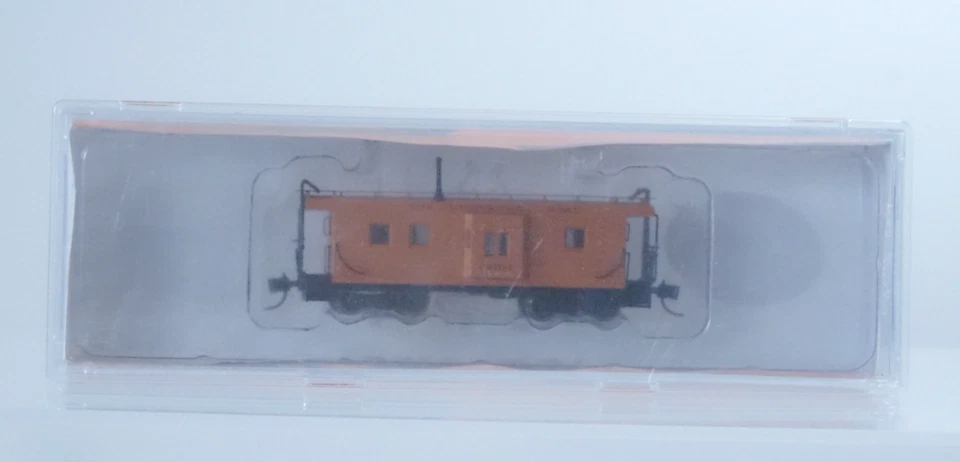 NOS Fox Valley Models MILWAUKEE ROAD 02104 N Scale Caboose Car - 91010 - Image 1 of 3