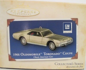 Hallmark 2004 - 1966 Oldsmobile Toronado cupé 14o en autos clásicos - como nuevo en caja - Imagen 1 de 3