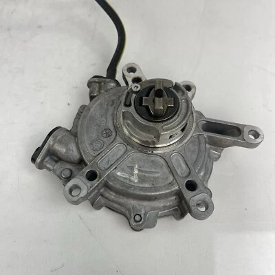 Bomba de vacío de freno de motor Mercedes W212 E350 SLK350 2012-18 A2762300065 FABRICANTE DE EQUIPOS ORIGINALES Foto 1 de 4