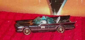 Coche réplica batimóvil serie de televisión Hot Wheels 1966 2007 #15 1:64 suelto - Imagen 1 de 9