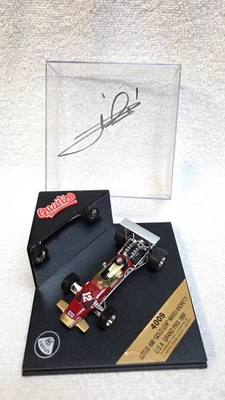 1/43 Quartzo Lotus 49B Gold Leaf, 1968 US Grand Prix; signed by Mario Andretti - Image 1 of 4