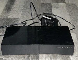 SEAGATE SRN21C CLOUD NETWORK DRIVE 4TB BLACK TESTED WORKS With A/C CORD - Afbeelding 1 van 5