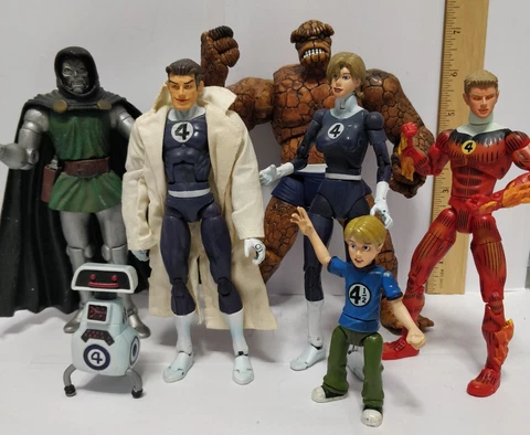 Marvel Legends FANTASTIC FOUR 4 Box Set of 6 Action Figures Loose. 6 inch size Cover