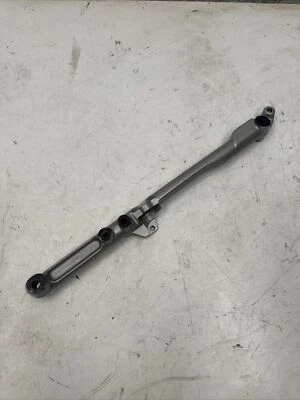 CUNA DE MOTOR CUADRO INFERIOR IZQUIERDO VICTORY 06-07 Kingpin Vegas 05-07 Hammer Black Foto 1 de 4