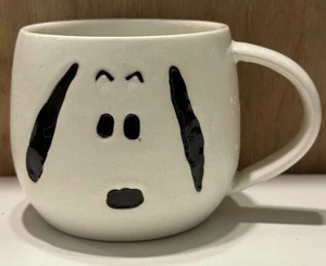 Taza Peanuts Snoopy Pottery Barn 2022 Beagle en relieve perro taza de té de café - Imagen 1 de 7