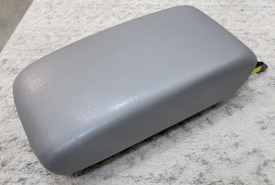 Toyota Camry 2002-2006 consola central cuero gris reposabrazos tapa almacenamiento OEM Foto 1 de 4