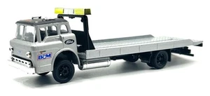 M2 MACHINES 1990 FORD C8000 FLATBED AUTO HAULERS LOOSE - Picture 1 of 4
