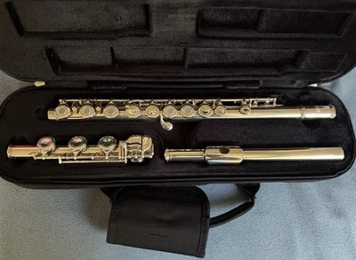 Solid Silver Intermediate Jupiter Flute- Jupiter JFL711 - Image 1 of 4