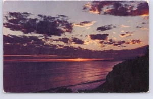 Ocean Sunset, Somewhere, USA, Vintage Chrome Postcard - Picture 1 of 2