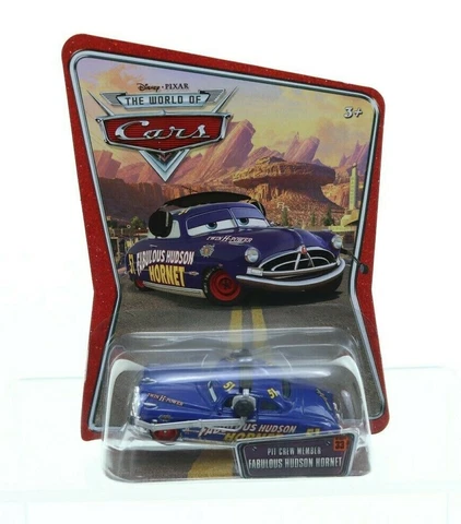 Disney Pixar World of Cars Pit Crew Member The Fabulous Hudson Hornet #33 NIP Cover