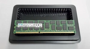 M393B1K70QB0-CK0 Samsung 8GB PC3-12800 DDR3-1600MHz ECC Reg CL11 2Rx4 240-Pin - Picture 1 of 2