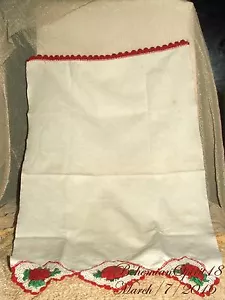ANTIGUO HERMOSO GANCHILLO A MANO ROSAS ROJAS FRANCESAS SOBRE LINO COMO ESTÁ DOILIES - Imagen 1 de 7