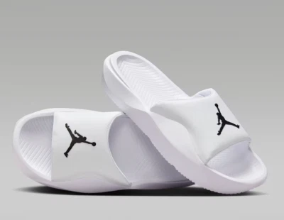 NUEVAS sandalias cómodas Jordan Franchise Slides, blancas/negras Foto 1 de 4