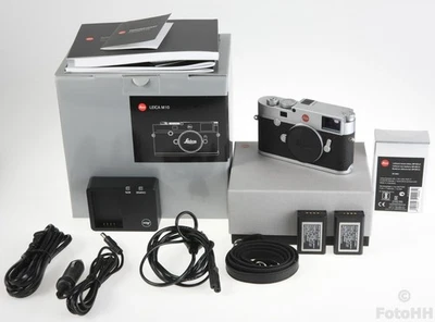 VERY NICELY PRICED LEICA M10 BODY IN SILVER CHROME FINISH (LEICA NUMBER : 20001) - Image 1 of 4