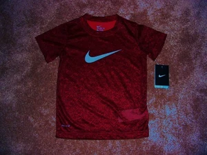 Neu mit Etikett Jungen Gr. 6 sportlich geschnitten Nike Logo Dri-Fit S/S Poly T-Shirt Univ rot meliert - Bild 1 von 1