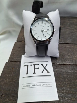 TFX 宝路华手表男士 39 毫米银色 36B104 日期黑色皮革需要电池 — 第 1/4 张图片