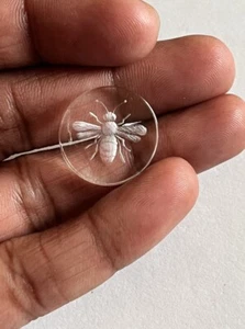 Natural Rock crystal Hand-Carved Bee intaglio carving Round Shape - Picture 1 of 7