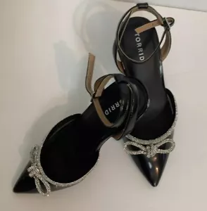 Torrid Embellished Bow Pointed Toe Heel Black Plus Size 8WW - Picture 1 of 10