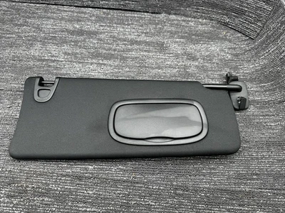 Parasol derecho Dodge Dart Passenger 2013-2016 nuevo OE 1TC60DX9AK Foto 1 de 3