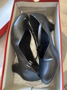 Capezio New Yorkers Character Shoes Black 2.5 Heel US 7.5 Uk 5.5 But More Uk 4.5 - Picture 1 of 9