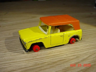 Matchbox Lesney 18 Field Car Yellow England 1/64 j638 - Image 1 of 4