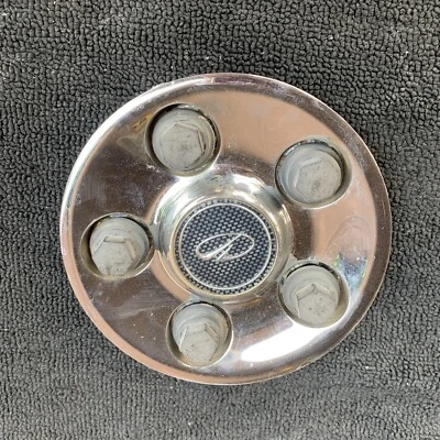 2000 2001 2002 OLDSMOBILE INTRIGUE CENTER CAP CHROME OEM 9593499 Q - Image 1 of 3