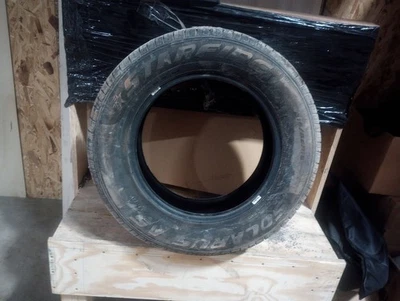 215/65 R16 Tire 9/32 Tread Depth Starfire Solarus As 3056744 - Image 1 of 4