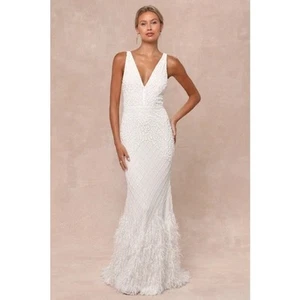 Maxi Vestido Lulus Bodas “Voto Glamoroso” Pluma Lurex Sirena – Mediano - Imagen 1 de 10