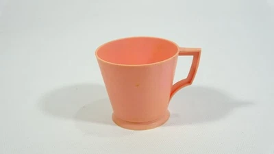 1967 Kenner's New Jet-Action Easy-Wash Dishwasher Part -Pink Plastic Cup 2" - Image 1 of 4
