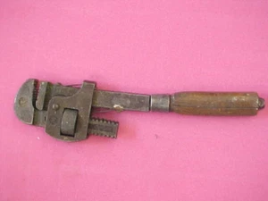 V Vintage Stillson USA 14" pipe wrench oak handle tool - Picture 1 of 2
