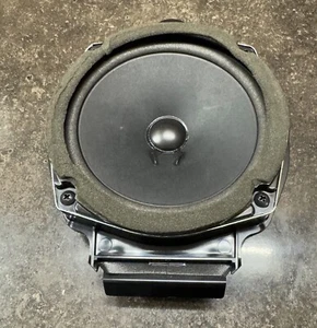 ACDelco 25775451 GM Original Front Door Radio Speaker 2 Ohms Impedance Hummer - Picture 1 of 3
